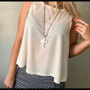 Forever 21 women’s white top in size XL